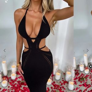 Knit maxi dress open back never worn. Tags still on.